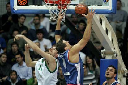 Cibona nakon produžetaka uspjela pobijediti Avellino