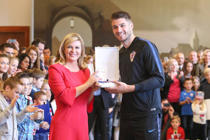 Kolinda je odlikovala Vatrene: Svijet je vidio tko su Hrvati...