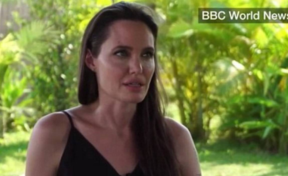 'Borim se': Jolie suznih očiju prvi put progovorila o razvodu