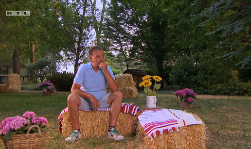 Ljubomora u Ljubav je na selu: 'Što ćeš ti drugu curu ljubiti u usta? Mene ćeš ljubiti u usta!'