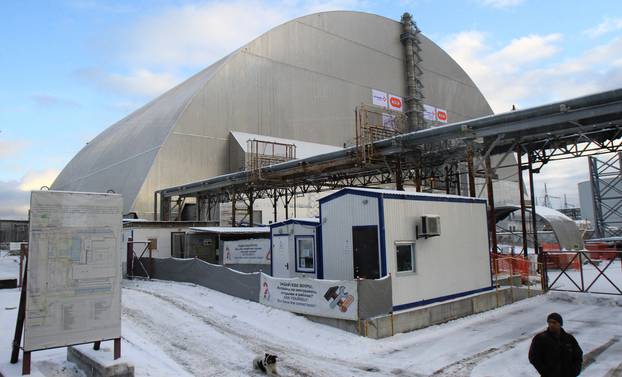 UKRAINE-CHERNOBYL-NUCLEAR REACTOR NO. 4-NEW PROTECTIVE COVER