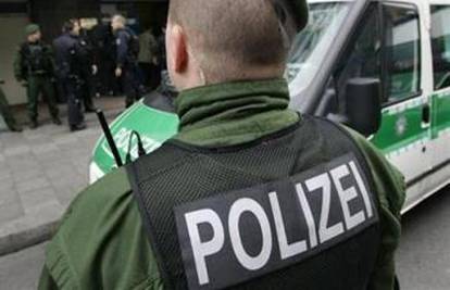 Njemačka: Pretraživali stanove ekstremista i upadali u džamije