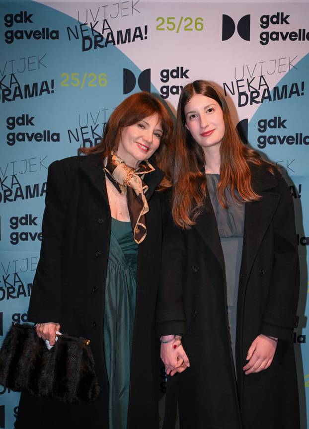 Zagreb: Poznati na premijeri predstave "Carmina Burana" 