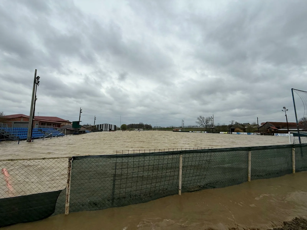FOTO Pogledajte potopljeni nogometni teren kod Bjelovara