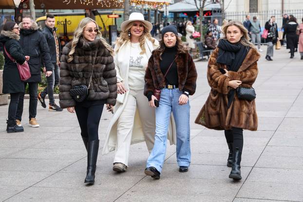 Zagreb: Iva Todorić uživala u šetnji gradom