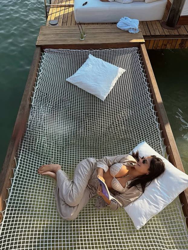 FOTO Turska influencerica upala u probleme zbog zavodljivog imidža: 'Slavim ženstvenost'