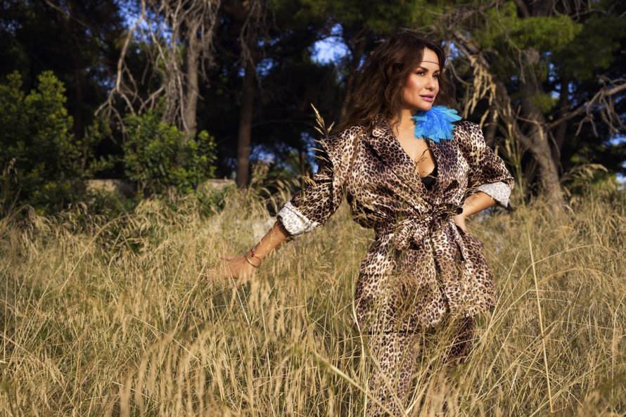 Monika Sablić u novoj boho kolekciji reciklira materijale i kombinira vesele uzorke