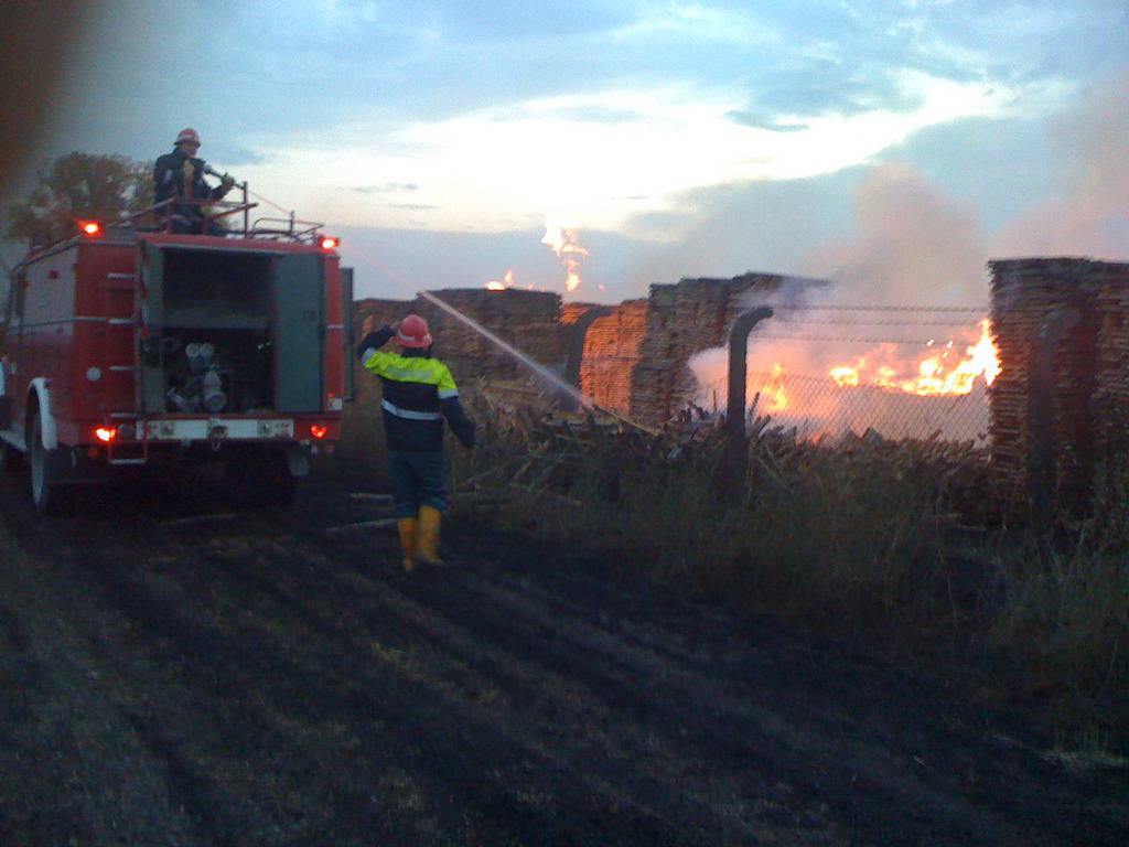 Županja: Palio je travu i umalo zapalio tvornicu namještaja 
