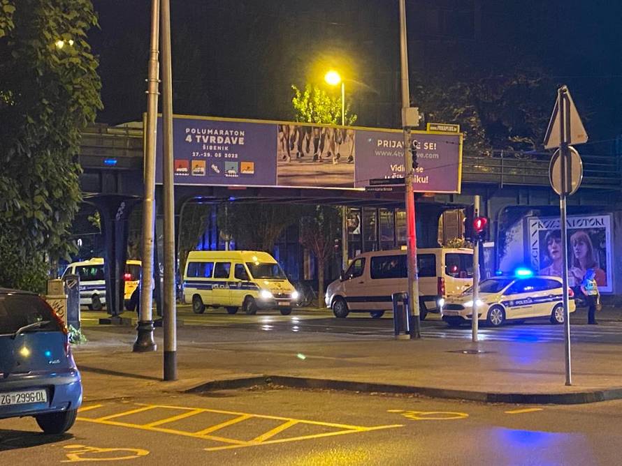 Opsadno stanje kod Cibone, sukobili se navijači i policija?