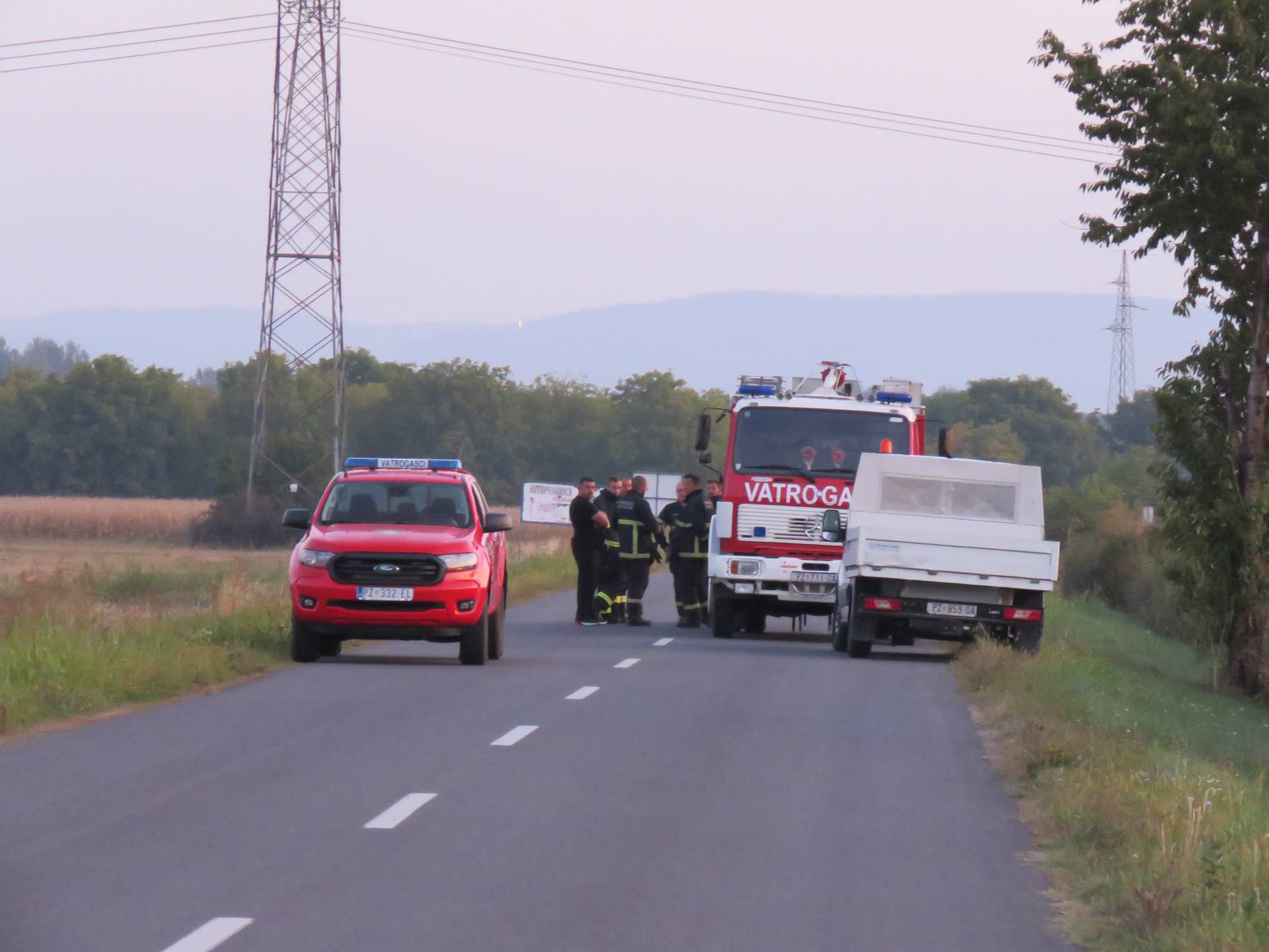 Teška prometna kod Požege: U slijetanju automobila s ceste poginula mlada djevojka (23)