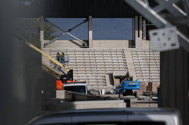 Zagreb: Počelo postavljanje stolica na sjevernoj tribini stadiona u Kranjčevićevoj