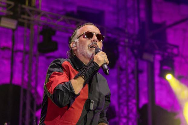 Koncert Tonija Cetinskog u pulskoj Areni