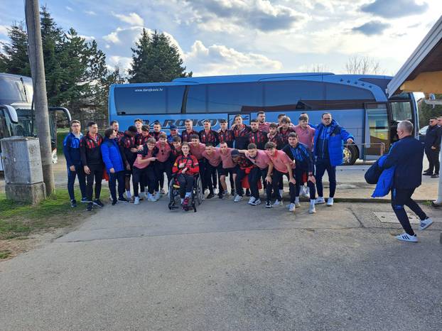 FOTO Kurilovčani se nabrijavaju uoči Dinama: Danas je vaš dan!