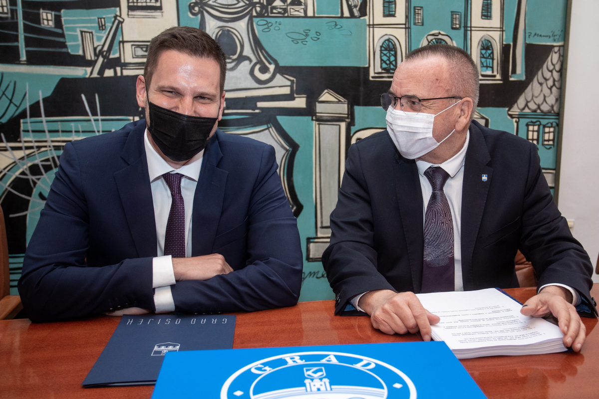 Radić preuzeo Osijek: U IT parku mogli bi zaposliti 1000 ljudi, to je ono što gradu najviše treba