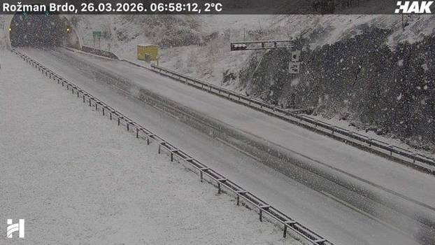 FOTO SNIJEG ZAMEO CESTU Evo kako izgleda A6 Zagreb - Rijeka