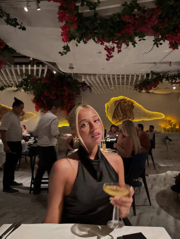 FOTO Bujna plavuša zavela je Vuškovićeva budućeg suigrača