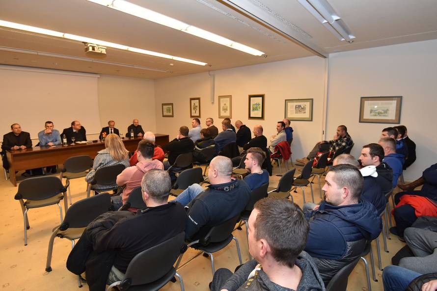 Ribari su malo odahnuli: Dobili odvjetnika, neće platiti kazne