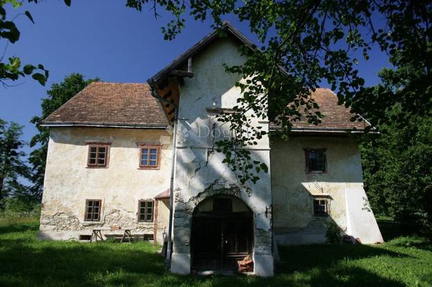 FOTO Prodaje se barokna vila u Zagorju koja nas vraća u davna vremena grofova i plemića