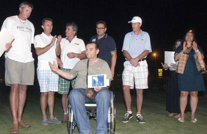Golferi donirali 15.000 dolara nakon završetka Oluja Cupa...