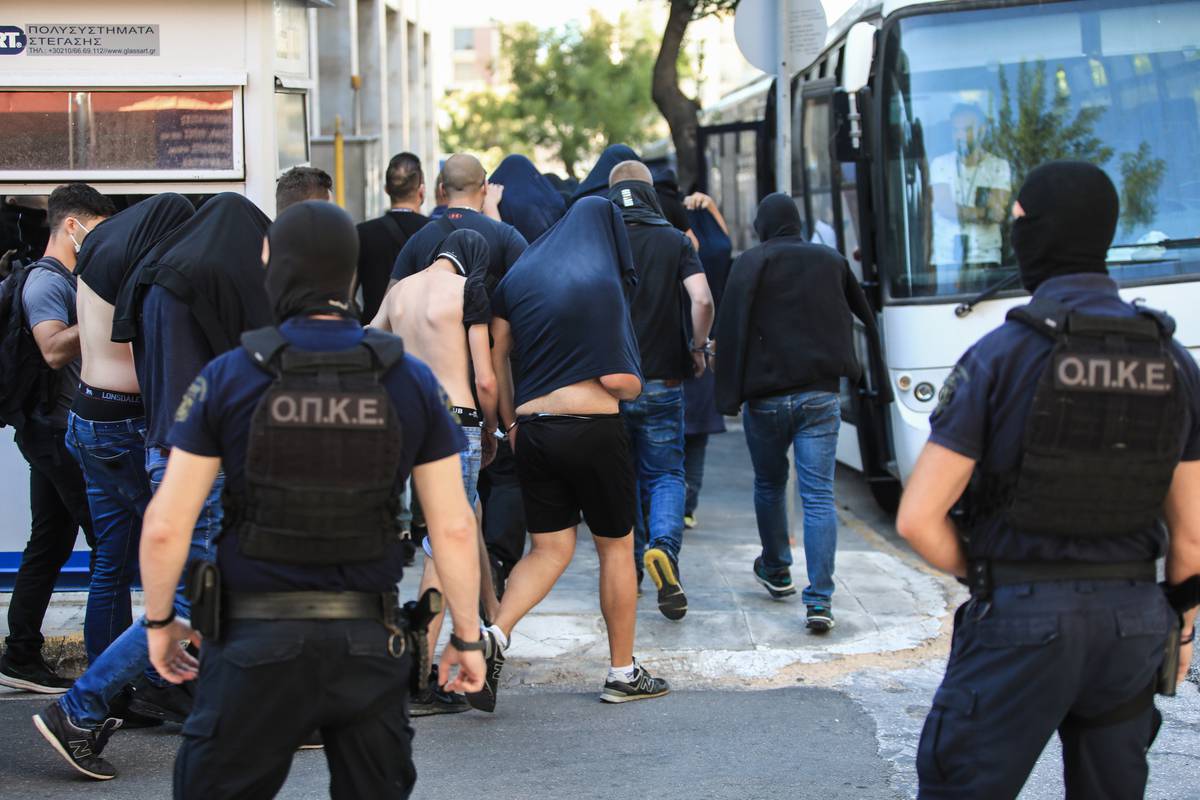 Akcija policije u Zagrebu: U tijeku nova uhićenja Bad Blue Boysa zbog  nereda u Ateni | 24sata