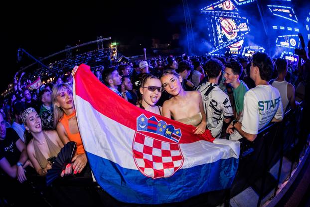 Split - Treca Vecer Ultra Festivala. DJ  Hardwell. 
