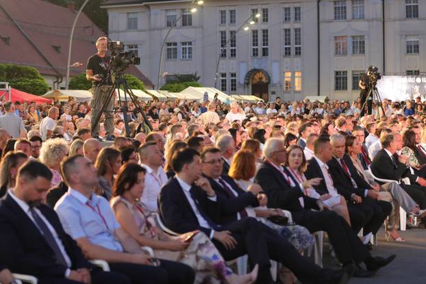 Svečano otvorenje 59. Đakovačkih vezova