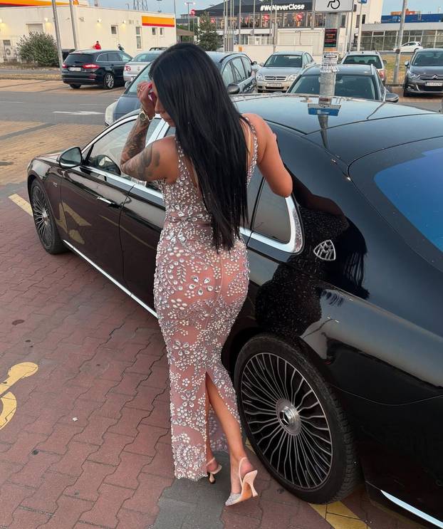 FOTO Tukla se sa ZET-ovcem, a sad je opet uhićena! Evo s kojim Hrvatom je posebno bliska...