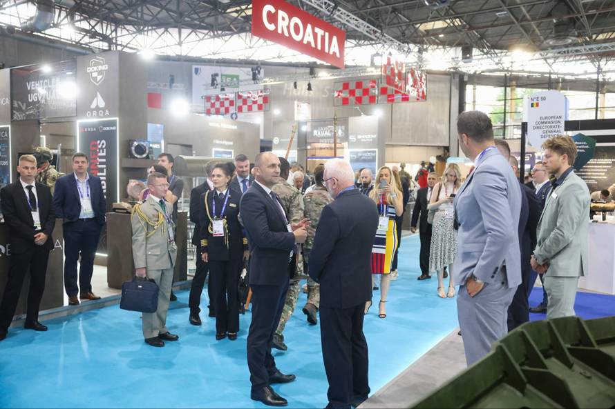 Anušić: Nastavljamo podupirati hrvatsku obrambenu industriju
