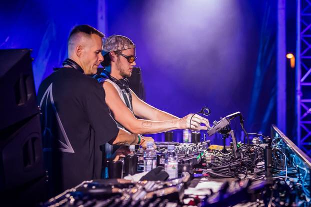 Split - Treca Vecer Ultra Festivala. DJ  Adam Beyer & Mau P