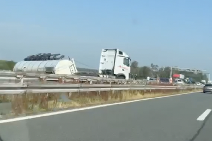 Prometna nesre&cacute;a na A3