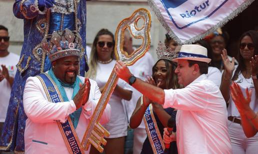 FOTO Započeo je ludi karneval u Riju, ulice su prepune šarenila