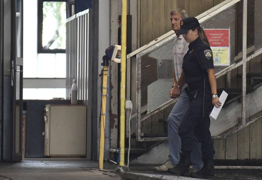 Zagreb: Privođenje  uhićenih u Hrvatskim šumama u akciji USKOK-a