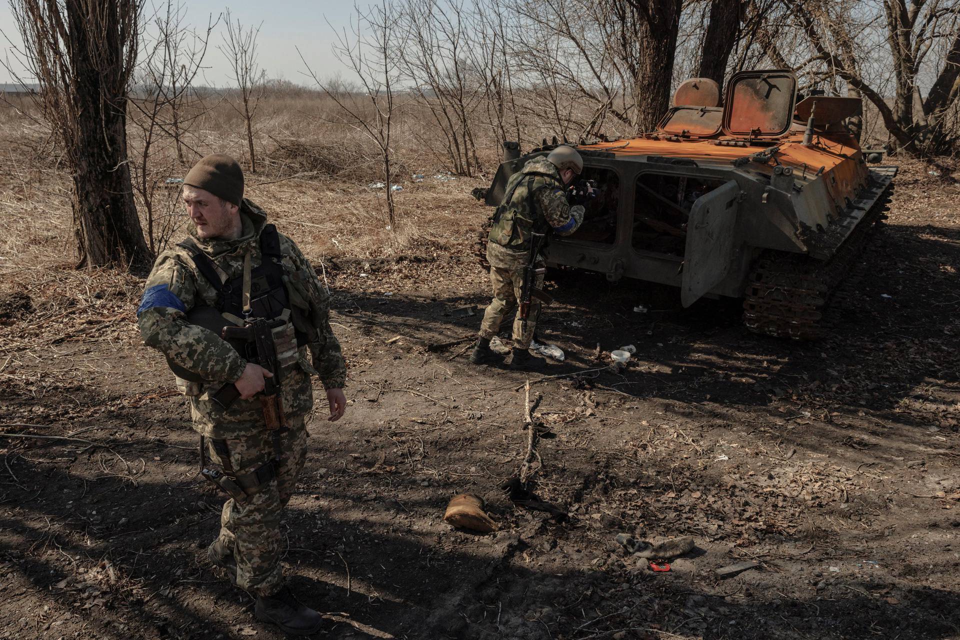 Zelenski komentirao pregovore: 'Nećemo smanjiti obrambene napore, Ukrajinci nisu naivni'