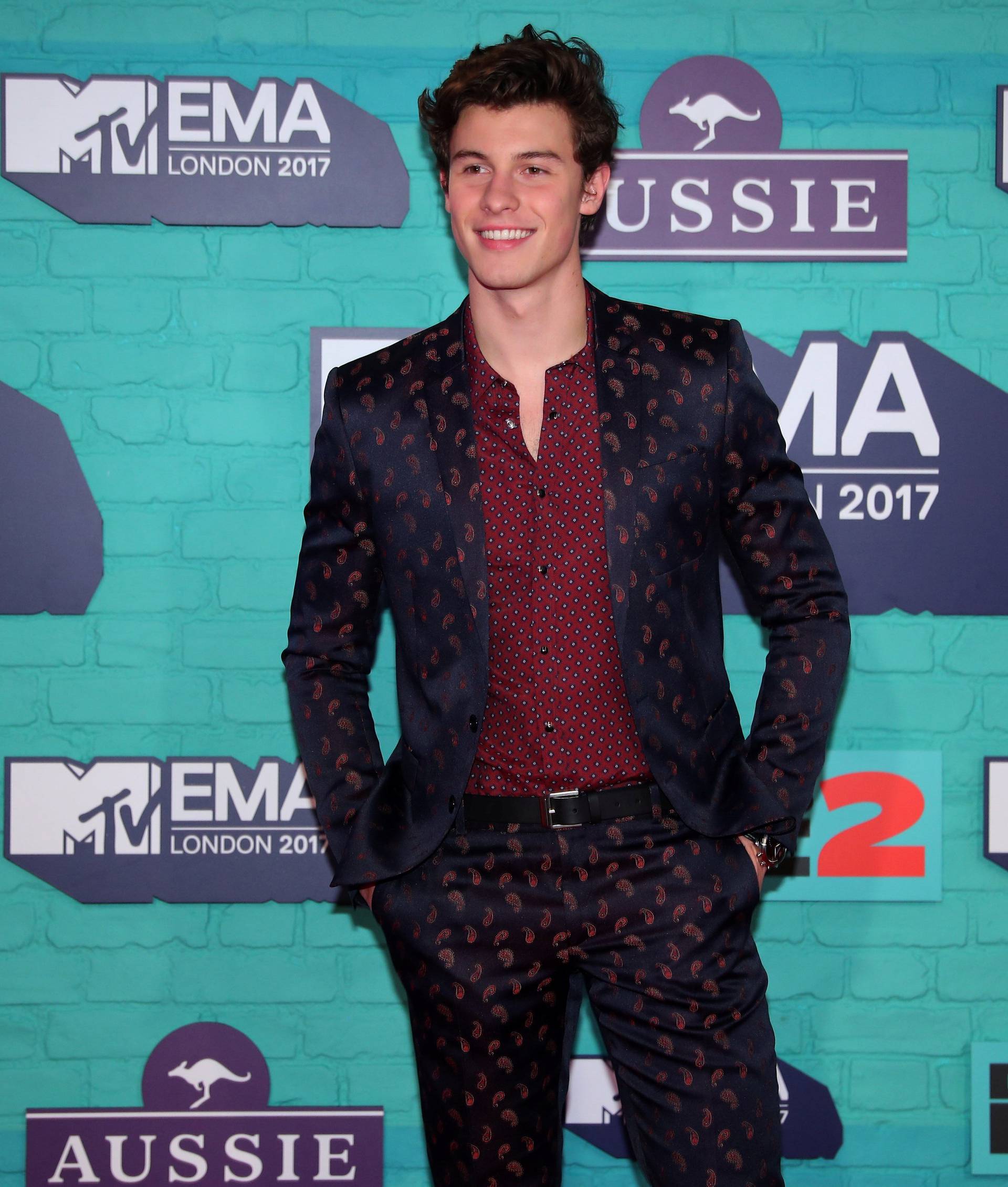 Canadian singer Shawn Mendes arrives at the 2017 MTV Europe Music Awards at Wembley Arena in London.