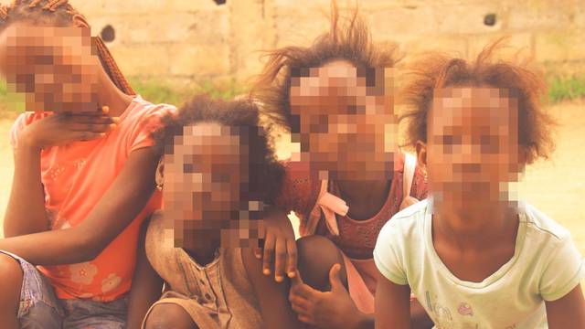 Što je pošlo po krivu u slučaju posvajanja djece iz Konga? Optuženi u utorak na sudu