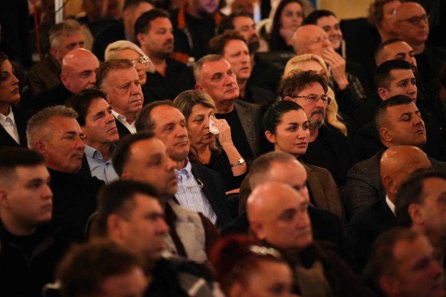 FOTO Emotivna komemoracija: O Halidu pričali njegovi bližnji, mnogi nisu mogli sakriti suze...