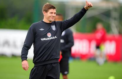 Zlatan Ibrahimović savjetovao Gerrardu da ode iz Liverpoola