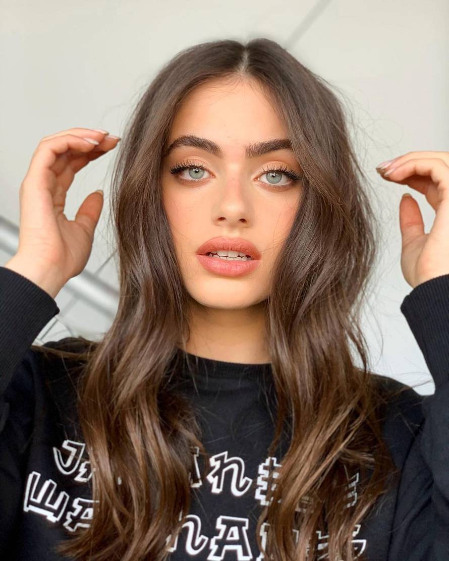 Vojnikinju (19) su proglasili najljepšom ženom na svijetu