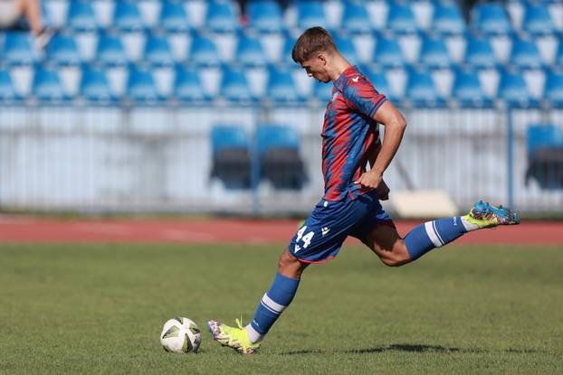 Vinkovci: Utakmica juniora Cibalije i Hajduka