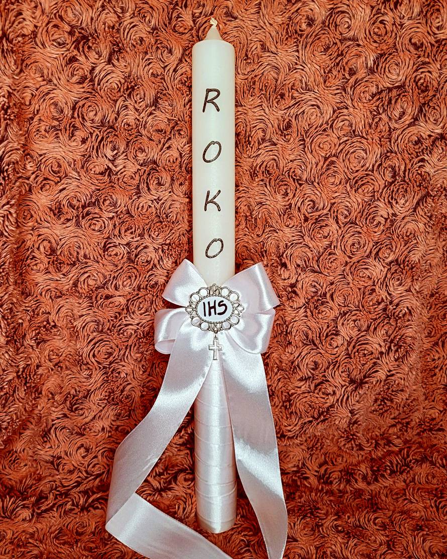 Krizme i pričesti postale su kao mala svadba: Gosti će uz poklon u kuvertu staviti po 200 eura