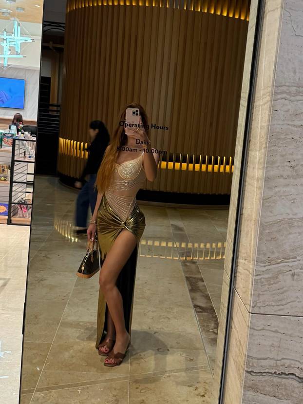 FOTO Wow, kakvo tijelo! Naša influencerica Lara pokazala liniju od koje svima pada vilica