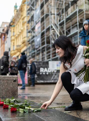 Zagreb: Performans „Tiha misa“ umjetnice Arijane Lekić-Fridrih