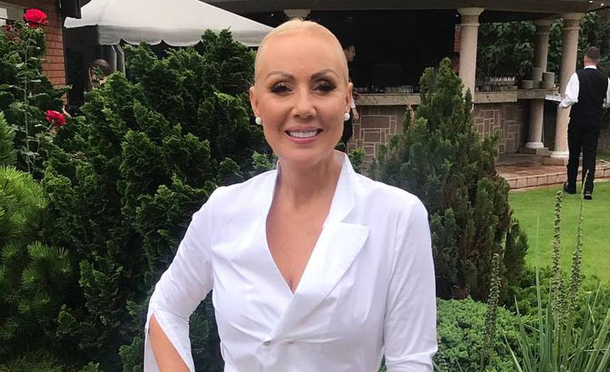 Brena u suzama na snimanju: 'Oči su mi crvene od plakanja'