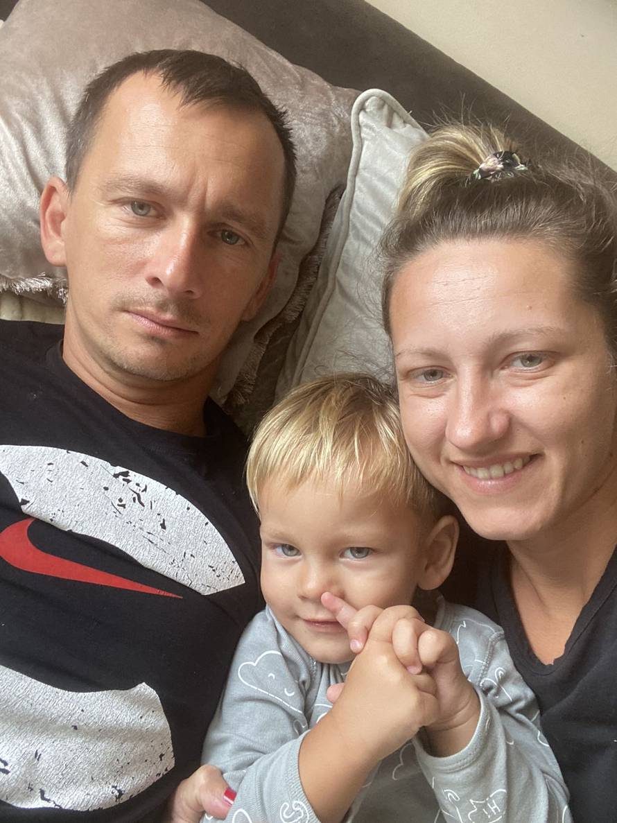 Šimun je stigao kući: Nije vidio braću, ali sretni smo što hoda