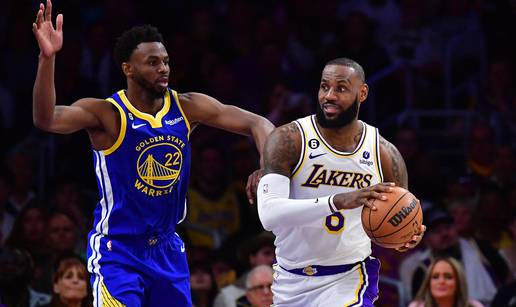 Lakersi 'zamrznuli' GSW na -30! LeBron opet vodi protiv Curryja