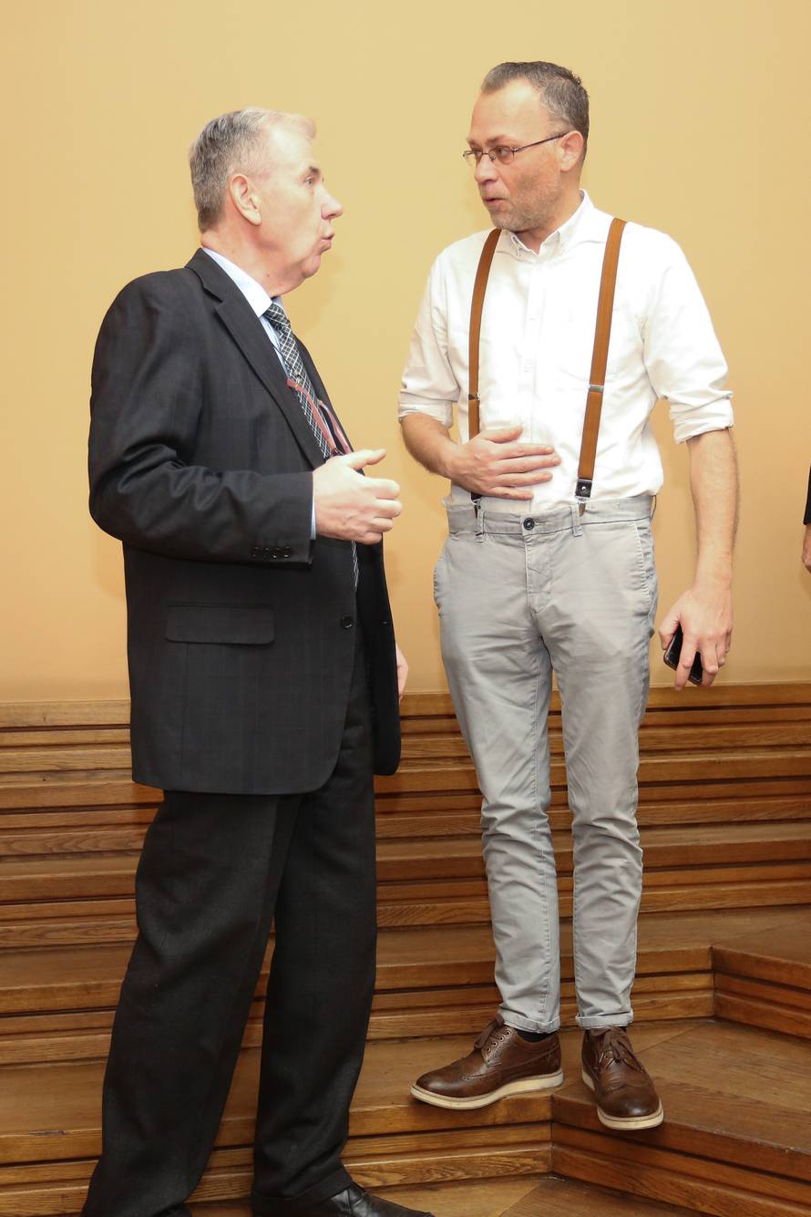 Bandiću je prošao proračun: 'Prodali su se za 1400 kuna'