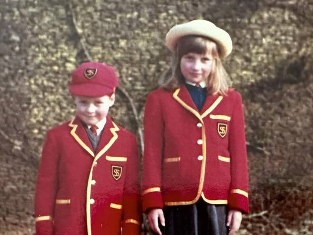 Brat princeze Diane podijelio je njihovu fotku iz djetinjstva: 'Pa princeza Charlotte je ista baka'