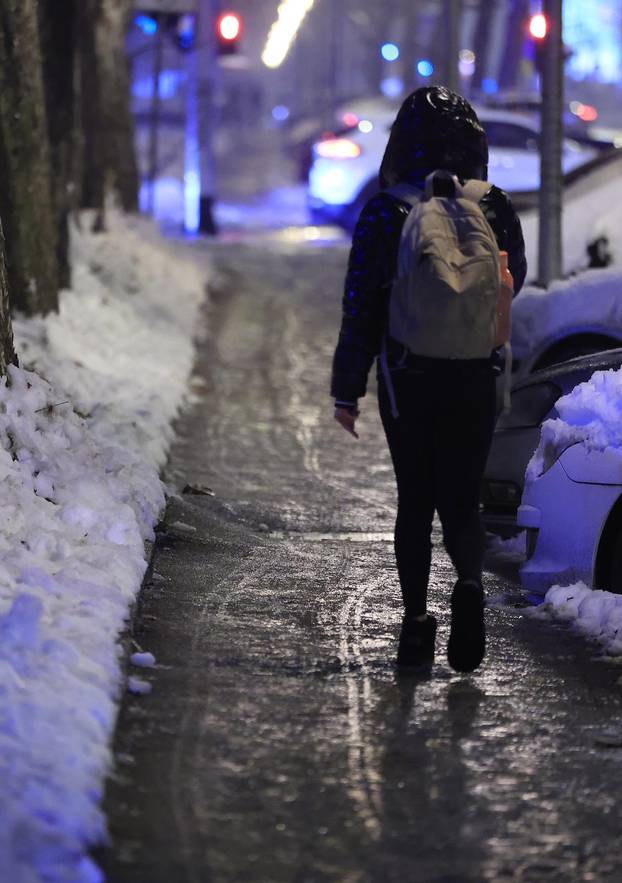 Zagreb: Pada ledena kiša