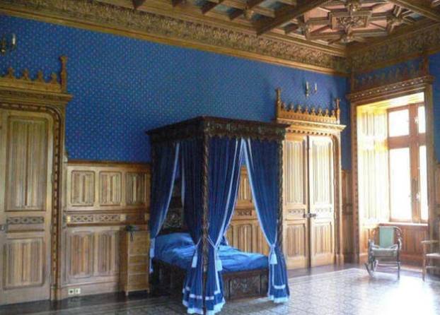 FOTO Dvorci diljem svijeta na prodaju! Neki imaju 200 soba, tamnice, jezera, šume i potoke