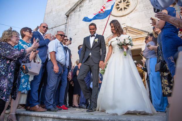 ARHIVA - 2018. Cavtat: Marin Čilić sa suprugom Kristinom izlazi iz crkve nakon vjenčanja